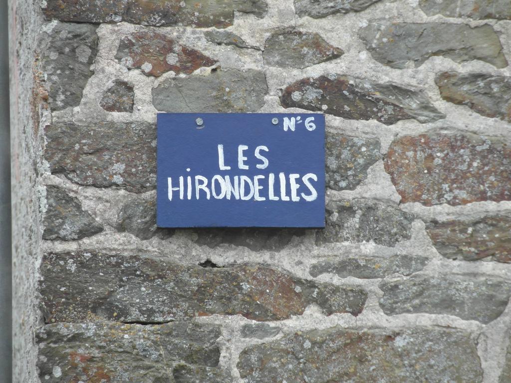 Villa Les Hirondelles De La Baie Vains Exterior foto
